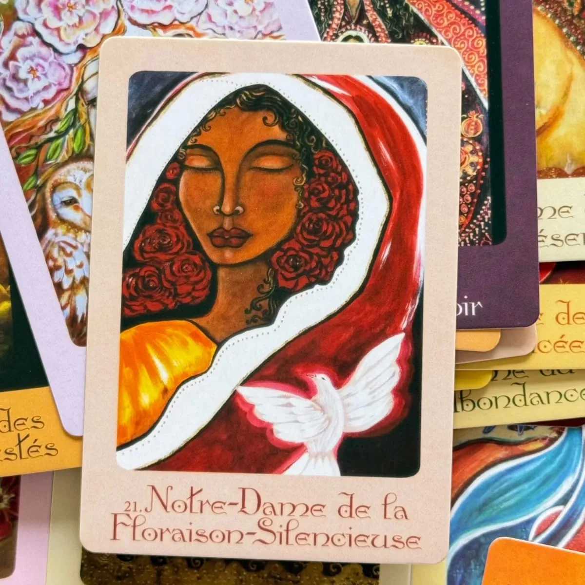 L'Oracle De Marie Mère Universelle Versão Francesa Milagres de Proteção e Guérison Oracle Deck 44 Jogos de Tabuleiro