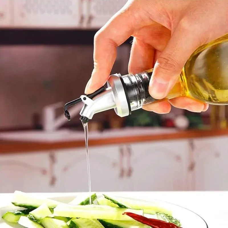 Garrafa dispensadora de azeite com tampa de vinho à prova de vazamento projetada para despejar bico de vinagre, molho de vinho ou salada, dispensador de garrafa de molho