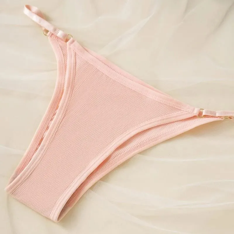 Mulheres com nervuras triângulo sutiã e calcinha conjunto sem fio com decote em v cinta fina sutiã cintura baixa briefs senhoras almofadas removíveis conjunto de lingerie