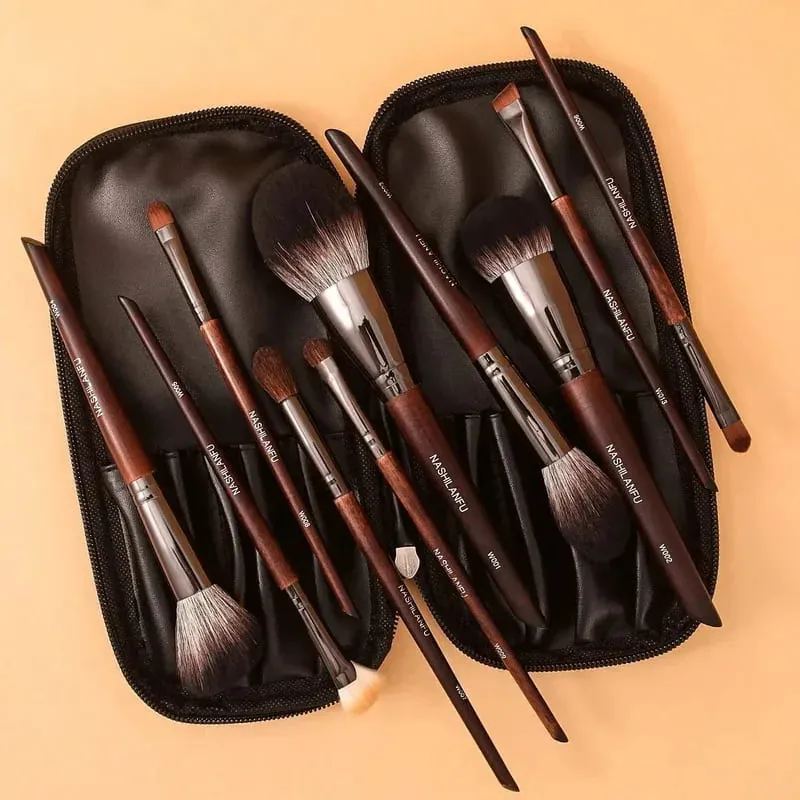 Premium Animal Fur Makeup Brush Set Wooden Handle Eyeshadow Blush Powder Eyebrow Brushes Beauty Makeup Tools Fur Cosmetic