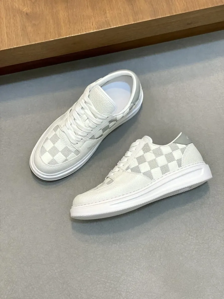 Tênis de skate de couro grão baixo cinza branco xadrez estampa retalhos antiderrapante sola de borracha mínimo versátil sapatos de caminhada diária