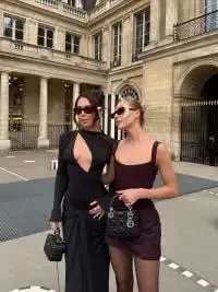 Elegante sólido plissado sem alças maxi vestido amarelo fora do ombro sem costas cintura alta dividir robe 2026 nova senhora vestido de festa à noite