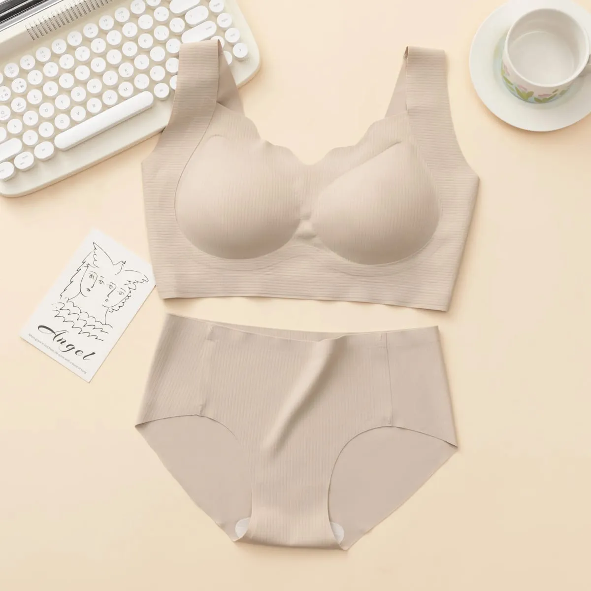 3 conjuntos de sutiã com alça larga sem fio canelado e conjuntos de lingerie breves sem costura combinando