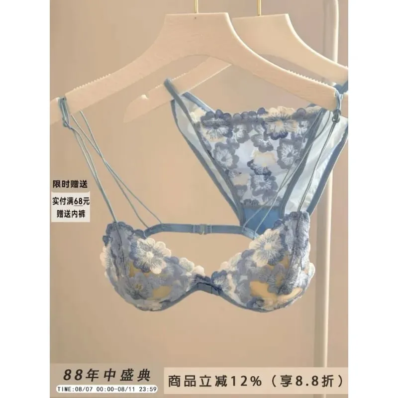 French Triangle Cup Bralette Embroidered Lace Wireless See Through Hollow Out Sexy Pure Desire Lingerie Set MOYISU Sexy Tushy