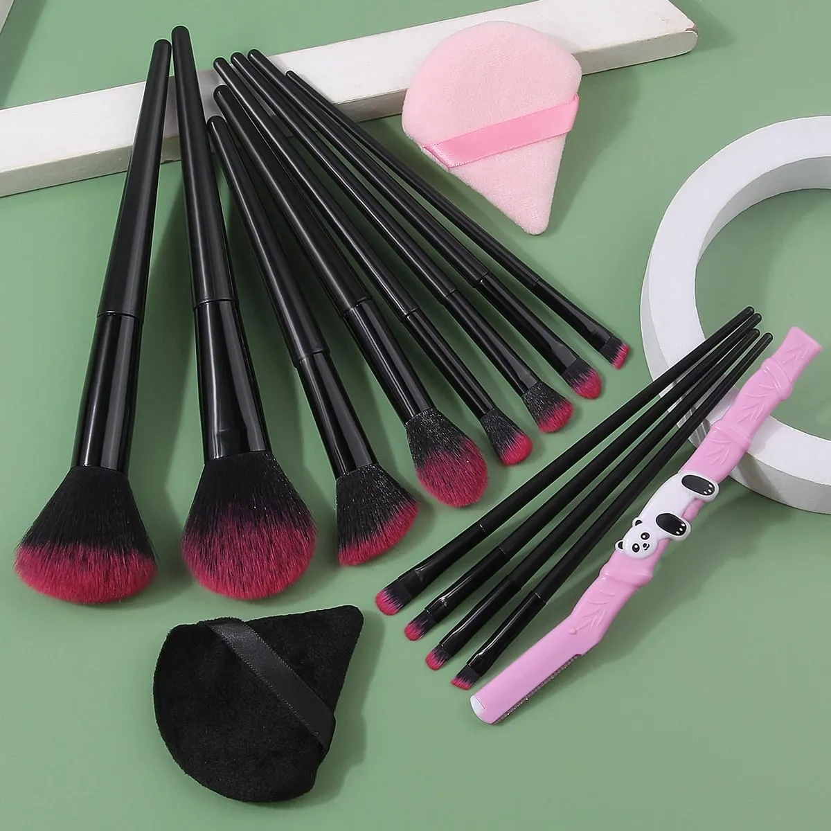 Conjunto de pincéis de maquiagem macios para iniciantes, 12/15/17 peças, pó solto, blush, sombra, uso duplo, esponja de maquiagem úmida e seca, triângulo