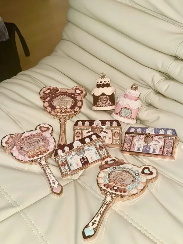 花知道 5 件套全臉化妝禮品套裝唇彩眼影腮紅熒光筆女士日常化妝盒生日節日禮物