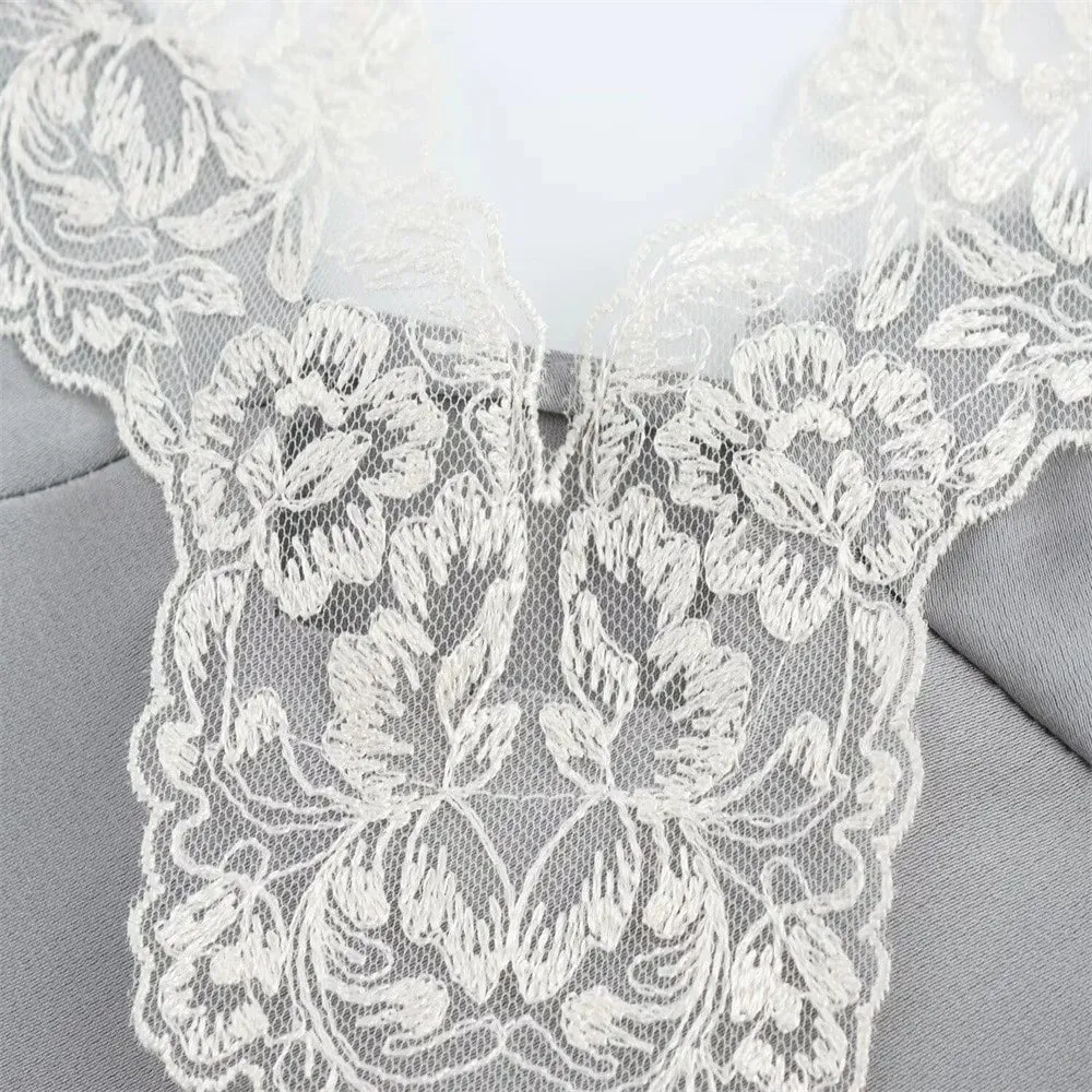 Casual cor sólida rendas retalhos tanques cinta espaguete respirável cetim camisola sem mangas com decote em v topos roupa de festa