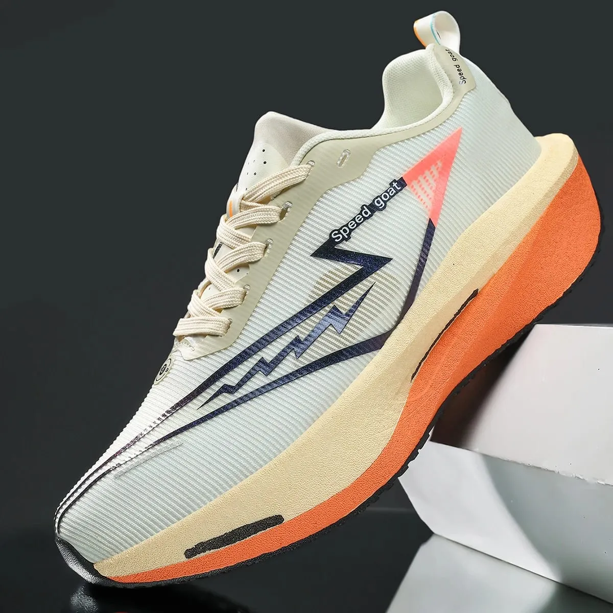 Novo quatro estações versátil antiderrapante tecnologia de absorção de choque placa de carbono esportes sapatos casuais tênis de corrida sapatos de fitness unise