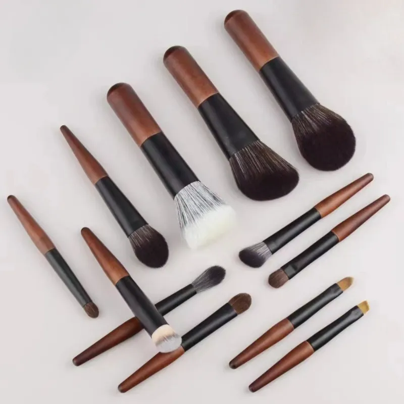 12Pcs Professional Makeup Brushes Set Portable Wooden Handle Soft Bristles with Case Foundation Powder Blush Eyeshadow Brush