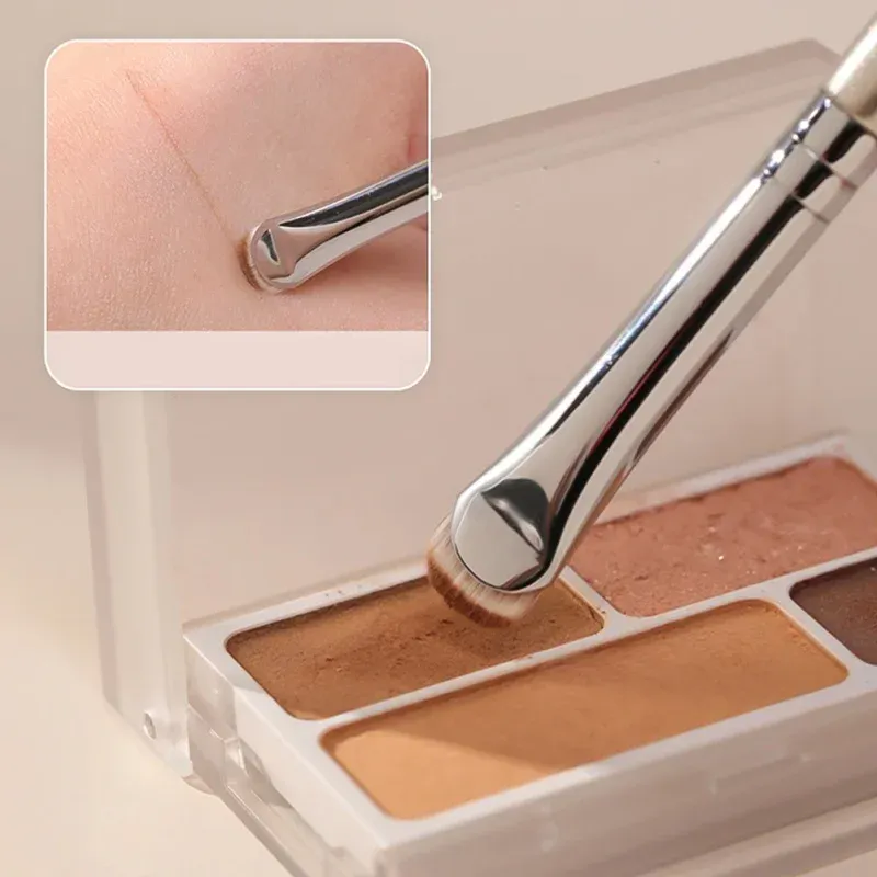 2 pçs pincéis de maquiagem delineador curvo ferramentas de manchas de maquiagem de olhos precisão macia escova de sombra afiada fina pequena ferramentas cosméticas de olho