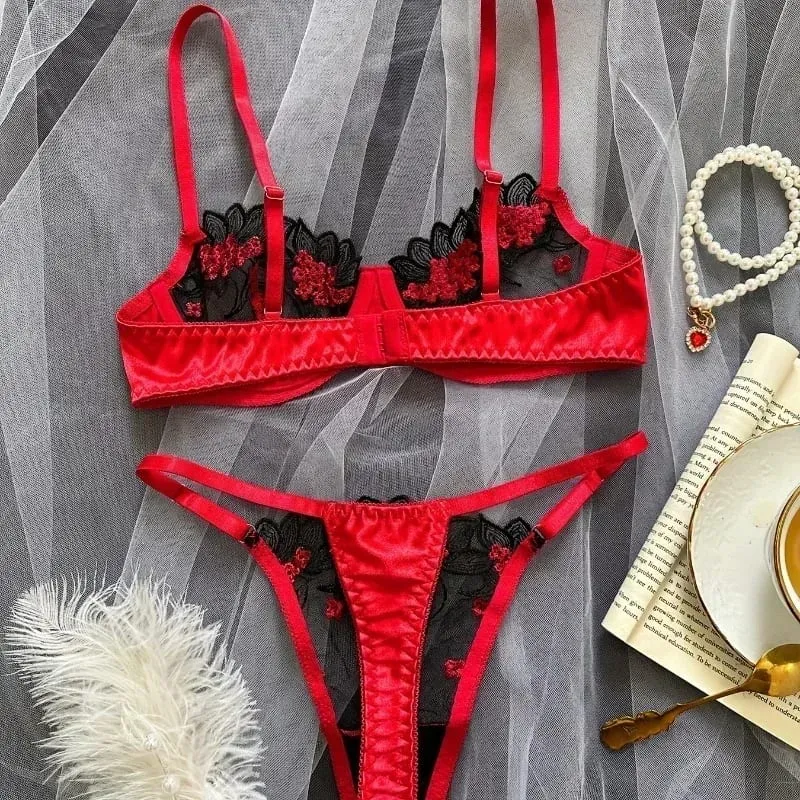 2-piece women's black comfortable lightweight semi transparent lingerie set Fancy Lingerie Floral Lace Bra Set Luxury Underwear
