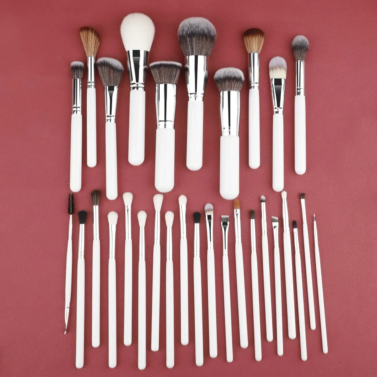30 pçs conjuntos de pincéis de maquiagem artistas profissionais usando pincéis de mistura de contorno de olho angular alta qualidade escova branca personalizada