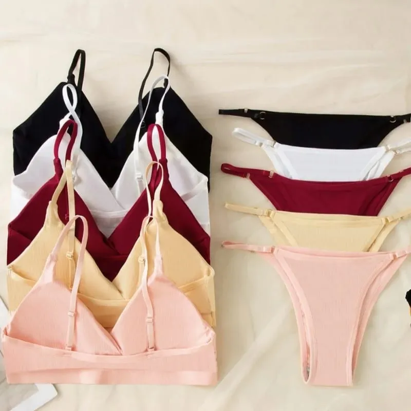Mulheres com nervuras triângulo sutiã e calcinha conjunto sem fio com decote em v cinta fina sutiã cintura baixa briefs senhoras almofadas removíveis conjunto de lingerie