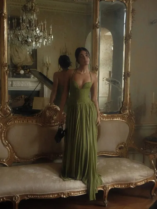 Chique verde espinha de peixe halter vestido longo senhora sexy sólido sem costas plissado fora do ombro vestidos de linha a 2026 novo vestido de festa de natal