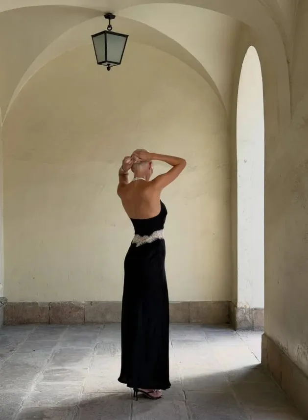 Preto renda retalhos halter pescoço maxi vestidos com decote em v sem mangas sem costas cintura alta vestido longo 2026 elegante festa clube outfits