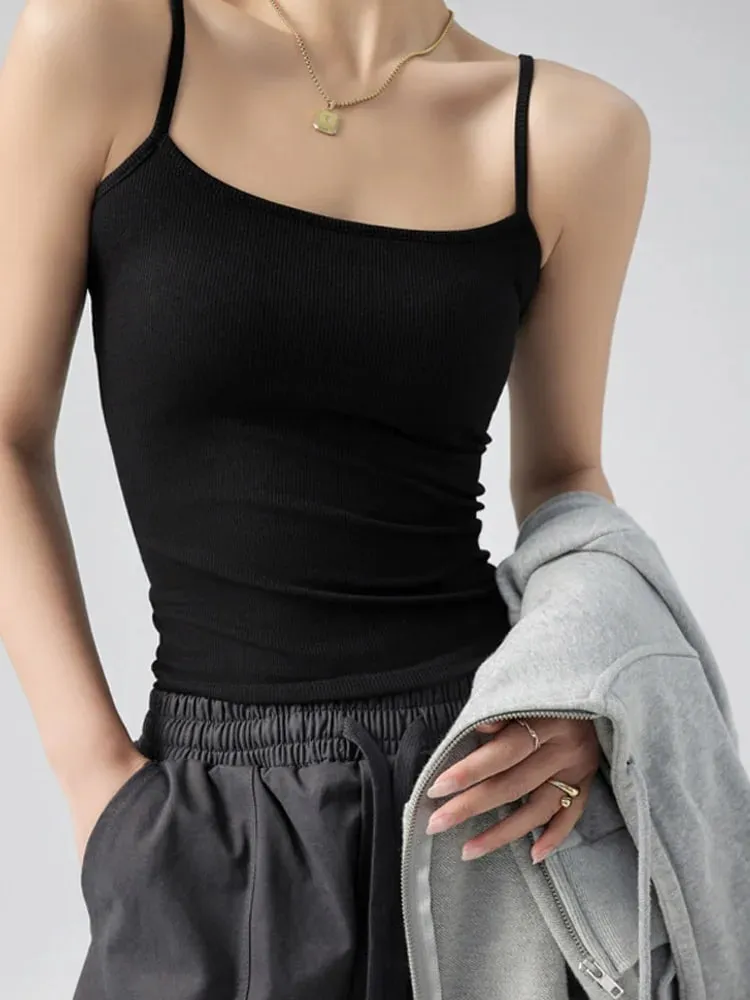 Regata feminina básica sem mangas de verão com alça espaguete slim fit elástica de malha de cor sólida