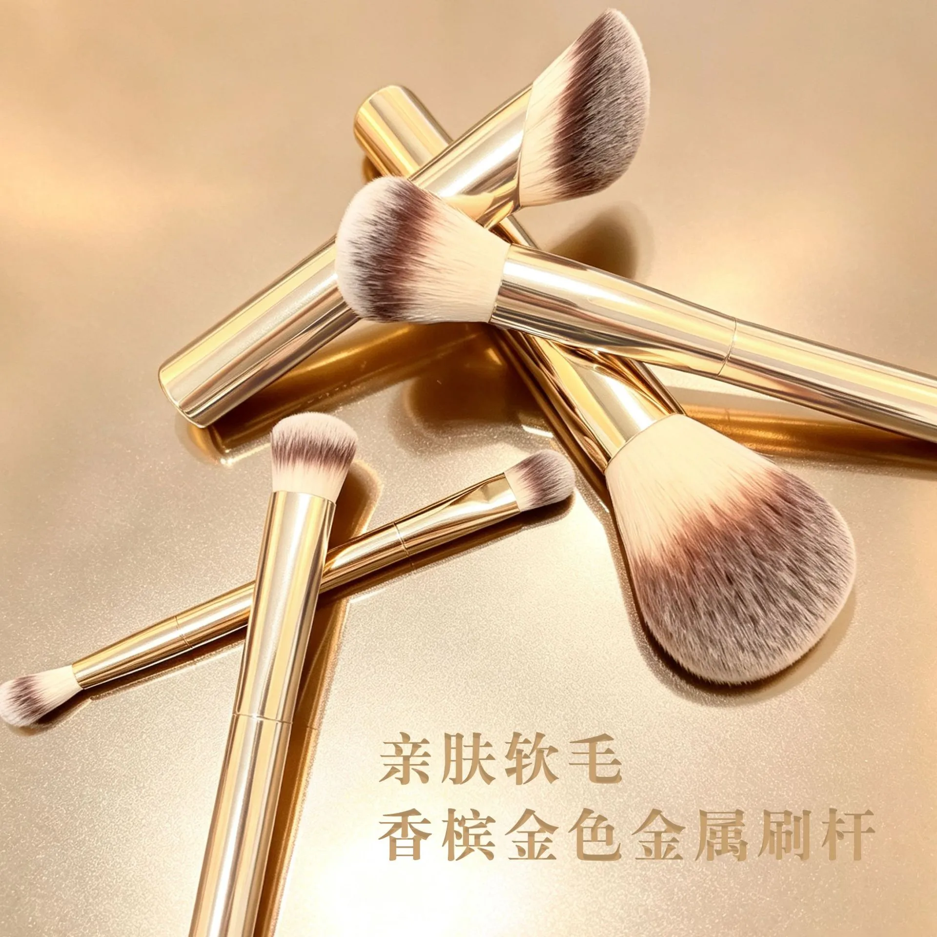 5 pçs/set Ampulheta Pincéis de Maquiagem Pó Fundação Blush Corretivo Sombra Vinco Make Up Brush Com saco De Couro Branco — image 3