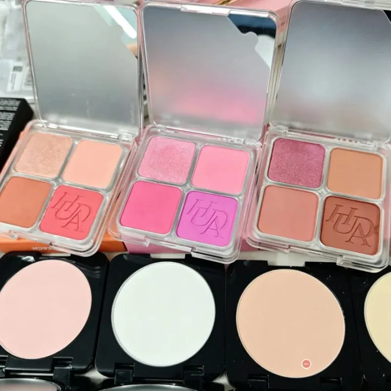 Blush em pó de 4 cores, ajuste fino, leve, natural, brilhante, durável, à prova d'água, resistente ao suor, blush, brilho labial, maquiagem