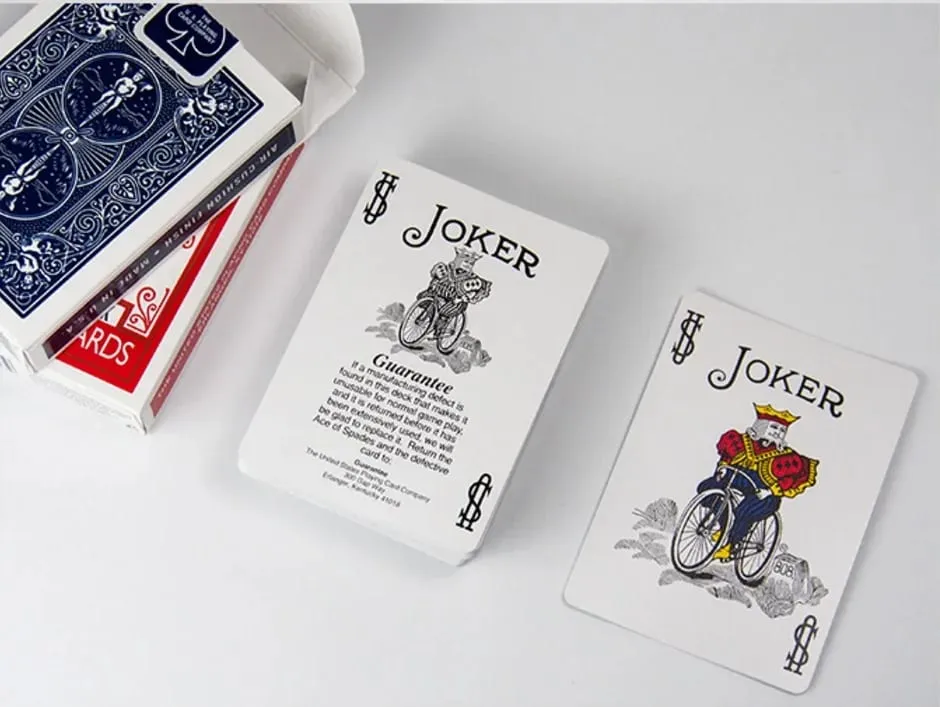 Cartas de jogo para ciclistas, versão internacional, azul/vermelho, baralho padrão regular, jogos de cartas, truque de mágica, adereços para mágicos