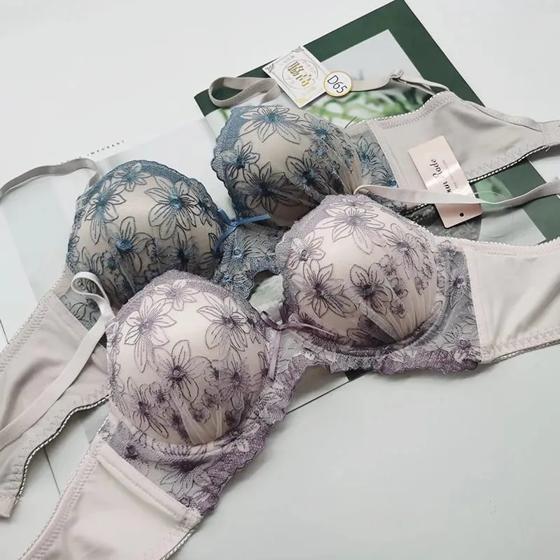 New gathering support lace bra set luxury models embroidery skin-friendly lingerie breif suit comfortable wirefree underwear