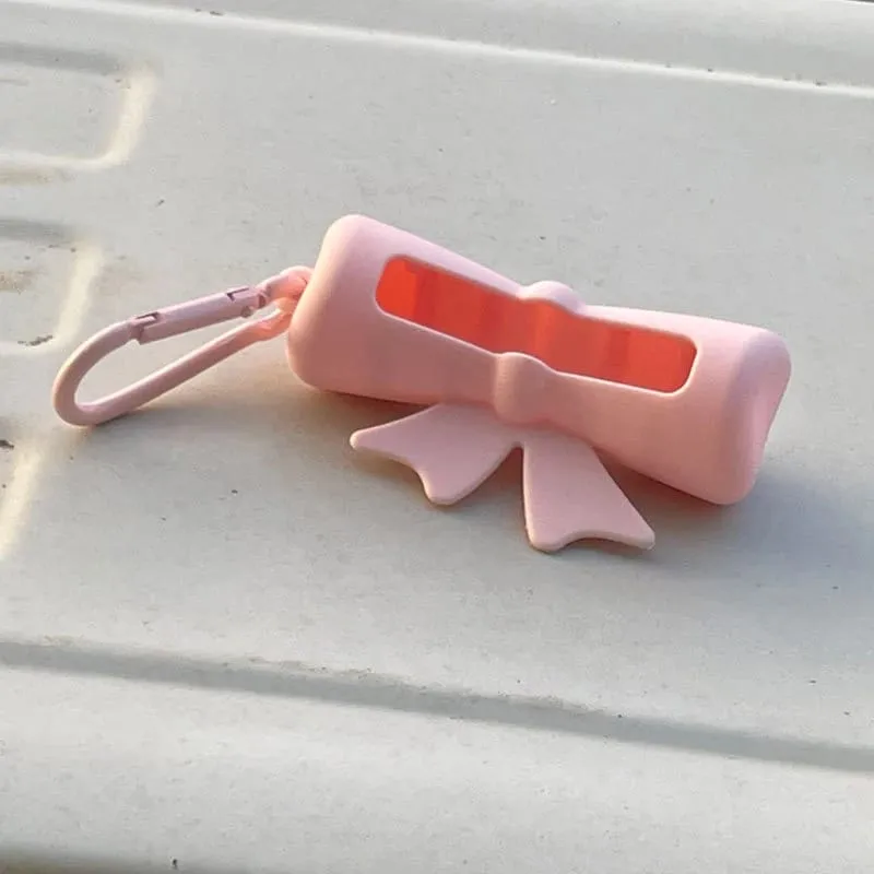 Novo arco doce forma de amendoim silicone batom capa chaveiros cor sólida saco de armazenamento batom leve titular bálsamo labial