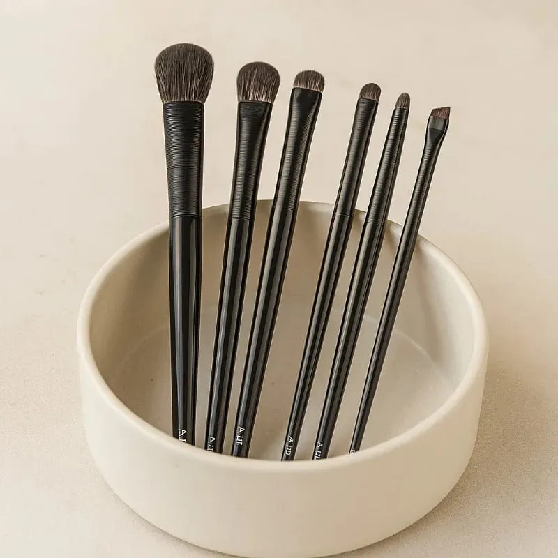 Conjunto de pincéis profissionais para sombra, 5/6 peças, contorno macio, delineador, sobrancelha, pincéis de maquiagem para mulheres, kit de ferramentas de beleza cosmética