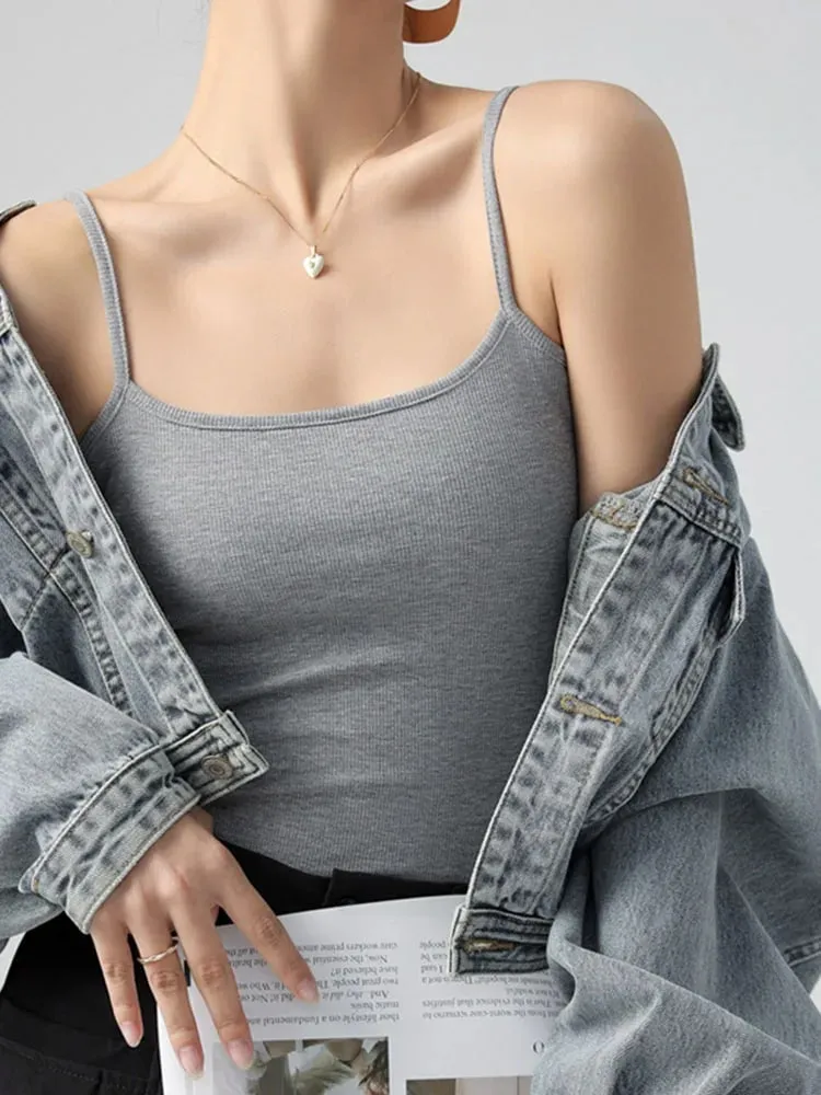 Regata feminina básica sem mangas de verão com alça espaguete slim fit elástica de malha de cor sólida