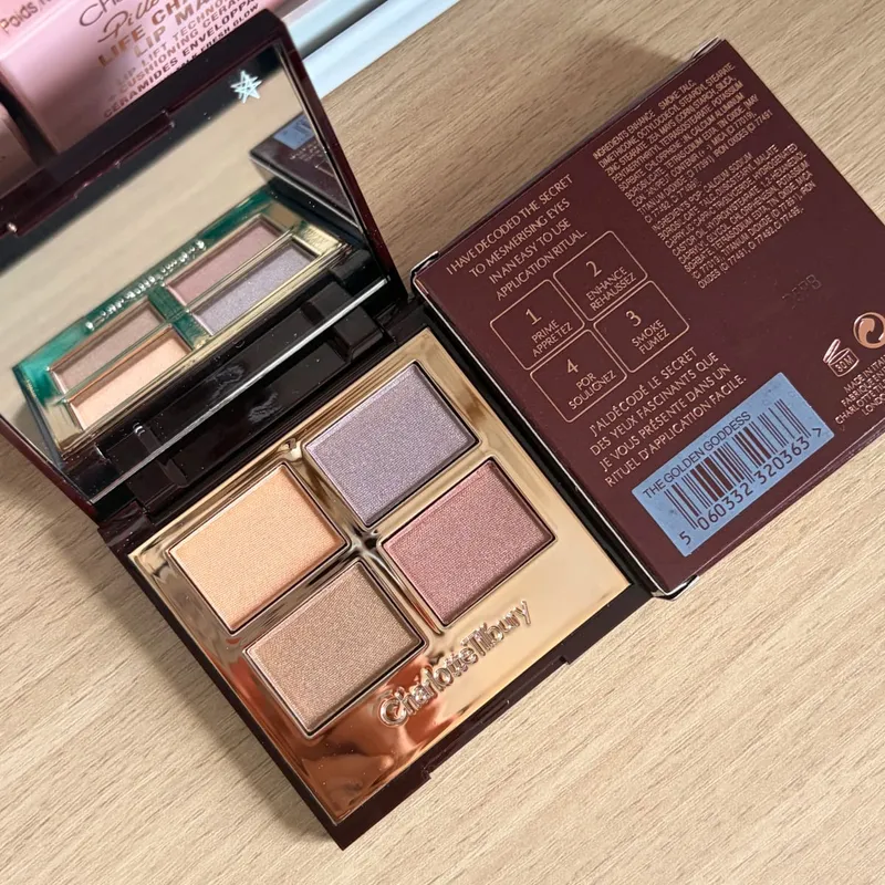Conjuntos de maquiagem CT Batom Luz Rosa Médio Rosa Plumps Gloss Lip Tint em forma de coração Dois tons Blush Lip Liner Paleta de sombras