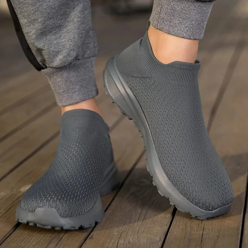 Tênis de alta qualidade masculino confortável respirável leve macio dedo do pé largo antiderrapante meias planas sapatos esportivos casuais ao ar livre — image 4