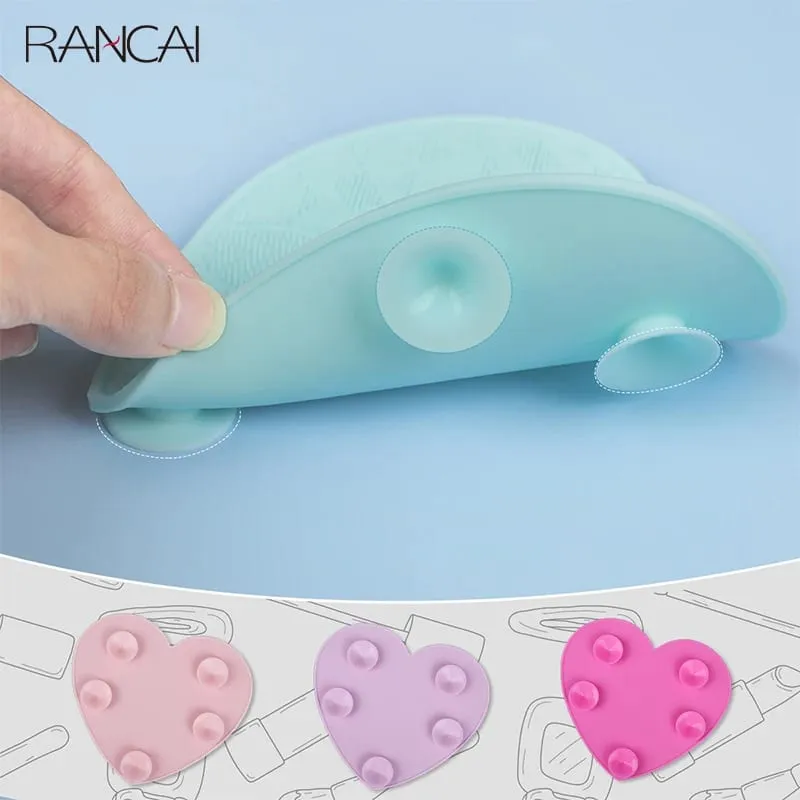 Almofada de esfrega pincéis de maquiagem limpeza de silicone com ventosa amor limpador de lavagem escova cosmética ferramenta de suprimentos de beleza