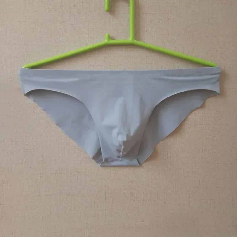 Sensação livre de seda gelo sem costura cuecas masculinas sólidas cuecas ultra-finas masculinas sem costura cintura baixa roupa interior macia
