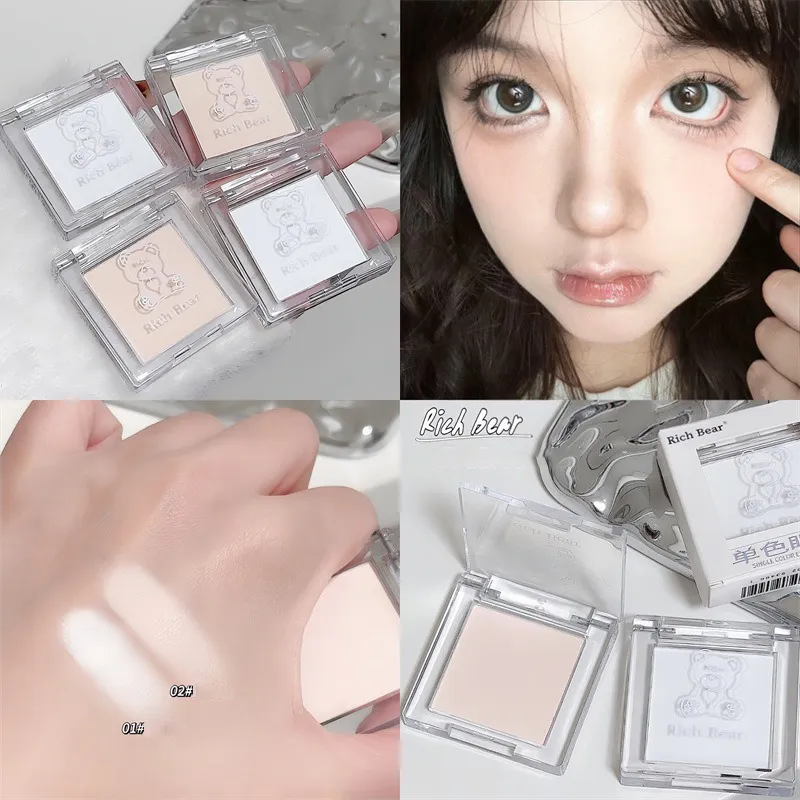 Paleta de iluminador facial branco puro fosco, monocromático, sombra de jade perolada, iluminador natural, maquiagem de contorno