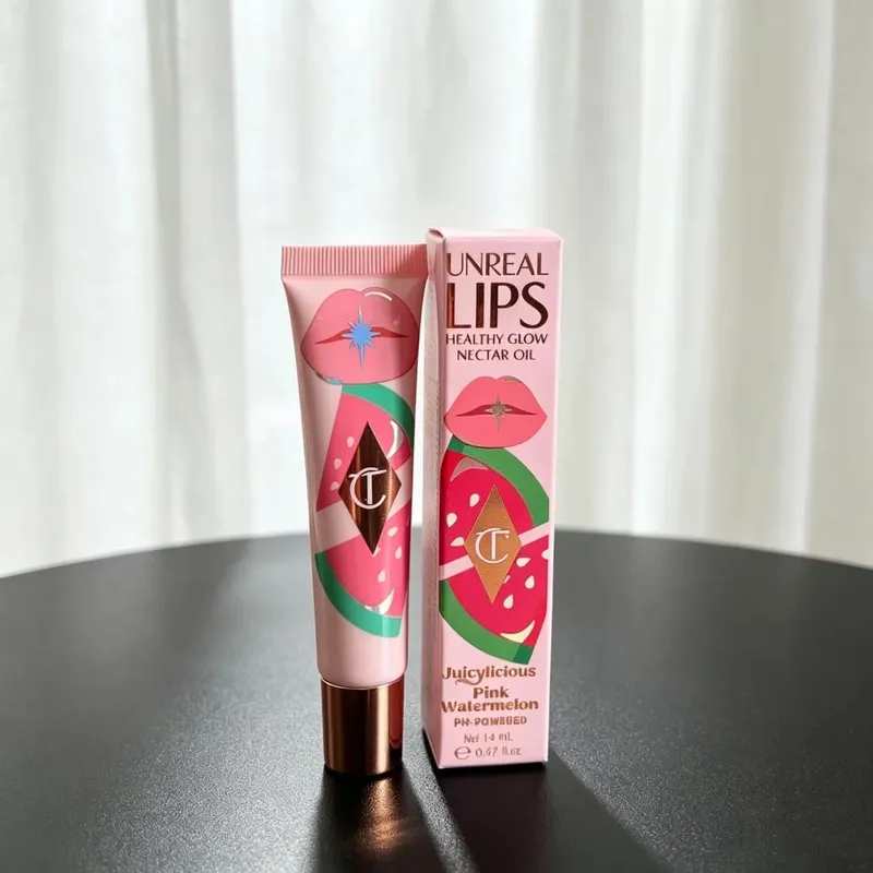 Charlotte Tilbury Lip Gloss Moisturizing Hydrating Silky Exfoliating Long-lasting Concealing Everyday Cosmetics With Packaging — image 11