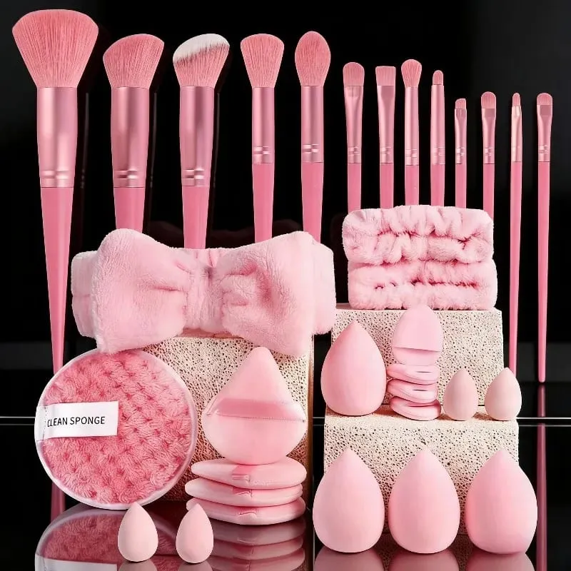 Conjunto de pincéis cosméticos profissionais 13/53pcs para pele mista com pincéis macios, perfeito para iniciantes e maquiadores