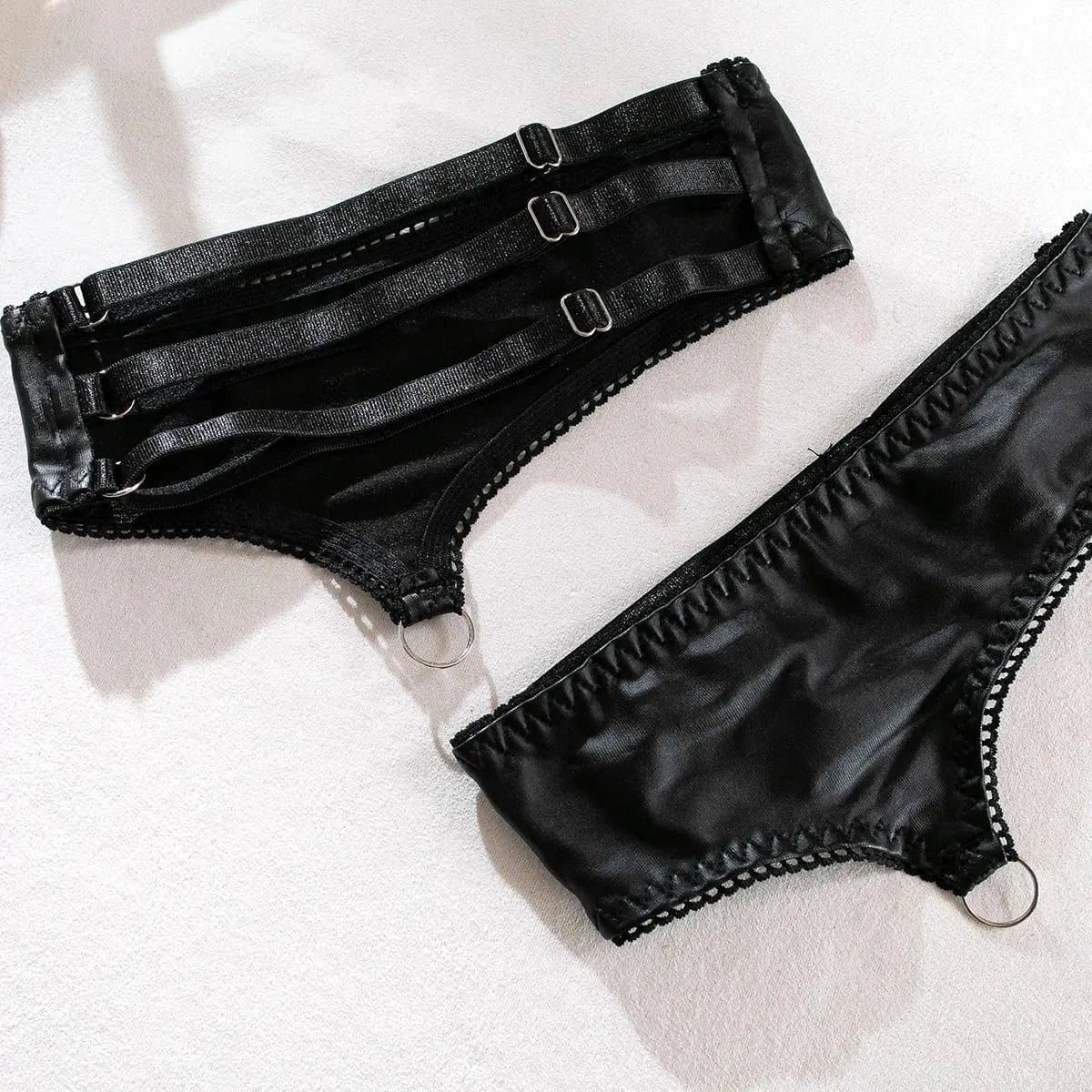 Sexy Hollow Out Leather Lingerie Set Women's Solid Simple Three Piece Underwear Set Female Sujetadores Transparente Para Mujeres