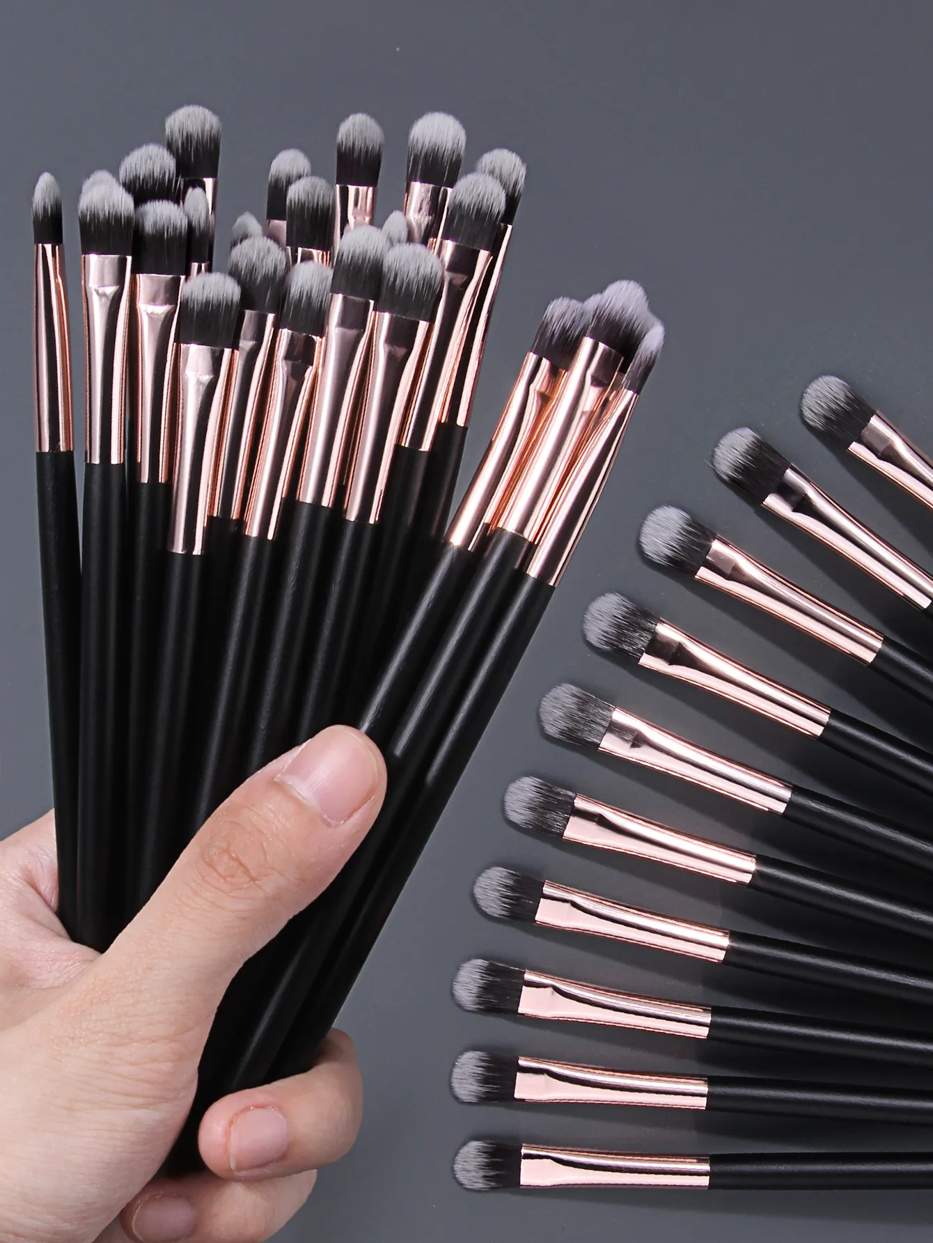 1Pc/25Pcs Conjunto de pincéis de sombra para olhos sintéticos macios pincéis de maquiagem para misturar sombreamento detalhe ferramenta de maquiagem para os olhos