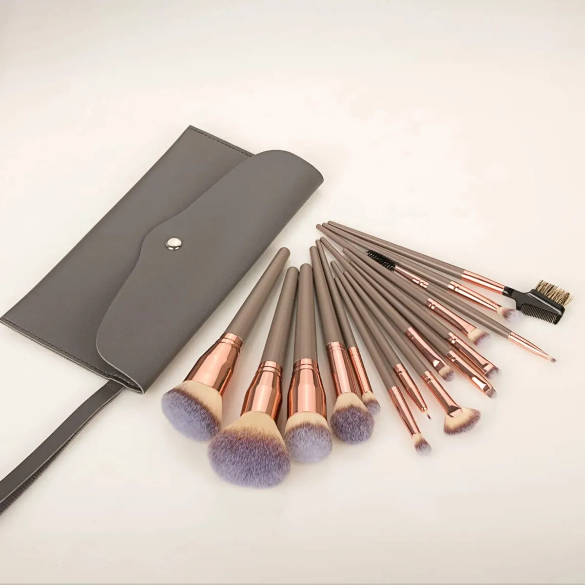 15 pçs pincéis de maquiagem conjunto com saco de armazenamento cerdas macias rosto olho escova kit para fundação blush sombra sobrancelha ferramentas cosméticas