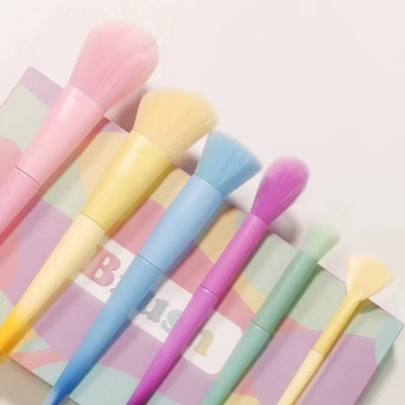 Conjunto de pincéis de maquiagem, 17 peças, base, pó facial, blush, corretivo, sombra, arco-íris, kit de pincéis de maquiagem