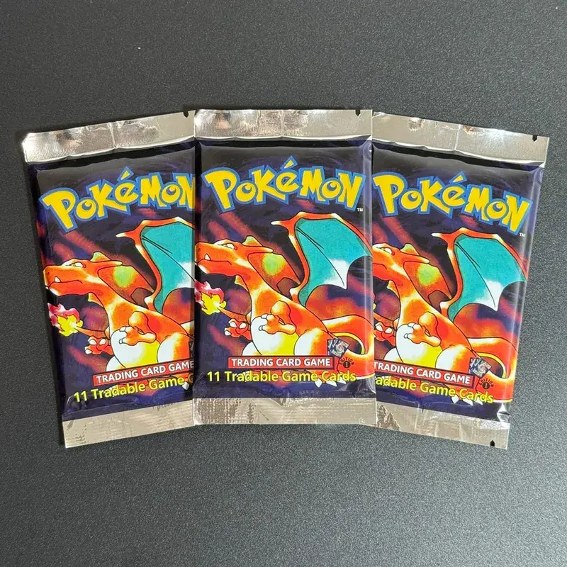 1ST Edition Base Set 1999 Booster Pack TCG Base Set Unlimited Game Cards Pokemon Charizard Blastoise Venusaur PTCG Collectible