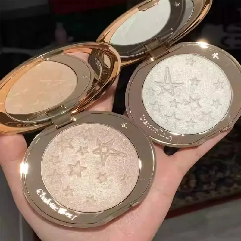 Charlotte Tilbury CT Highlighter Foundation Continuously Texture of The Makeup Hydrating Concealer Brightens Powder Compact