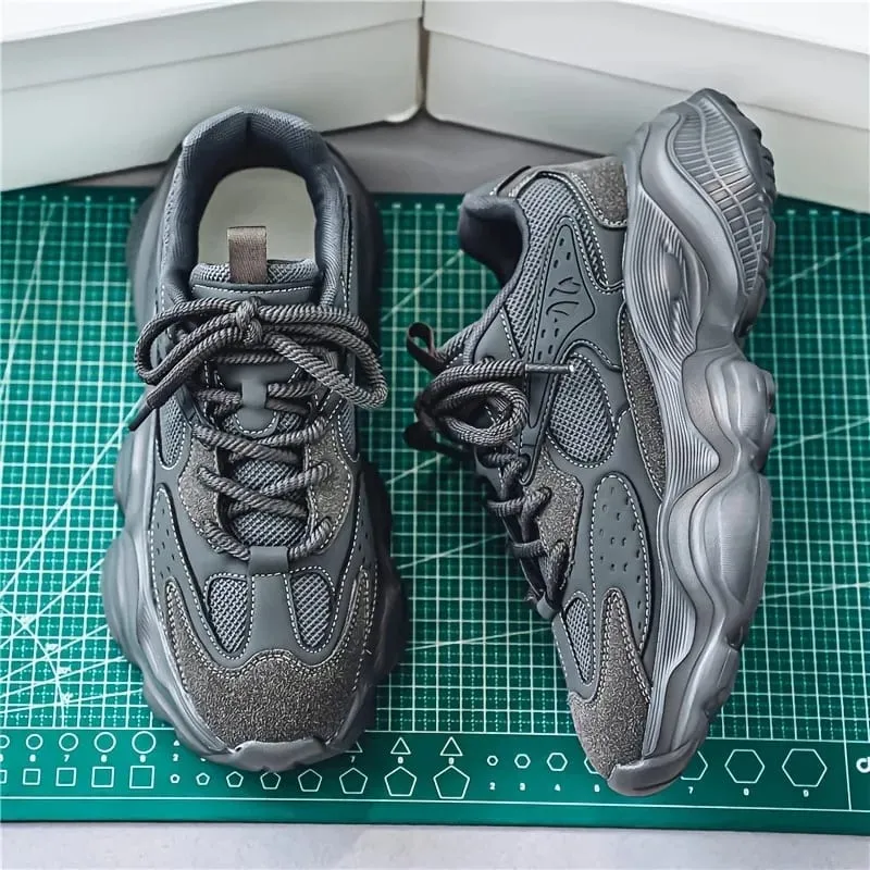 Sapatos casuais masculinos com sola grossa e tendência de primavera e outono, novos sapatos confortáveis ​​para pai, para viagens ao ar livre