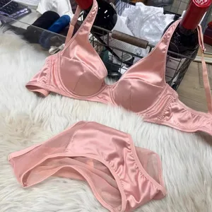 Women Casual Daily Bra Set Thin Elegant Lingerie Set Ladies Underwear Plain Bra and Panty Set