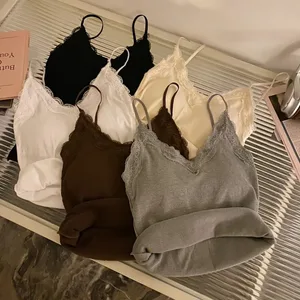 2026 Summer Slim Elegant Camis Dam Camisole Linnen Sexig ärmlös korsetttopp med bröstdyna Sweet Lace Patchwork Crop Tops