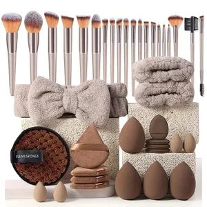 Set 20/40Pcs Berus Mekap dan Span Mekap Coklat Puff Kecantikan Ikat Kepala Telur Kit Penanggal Gelang Kit Hadiah Alat Solek